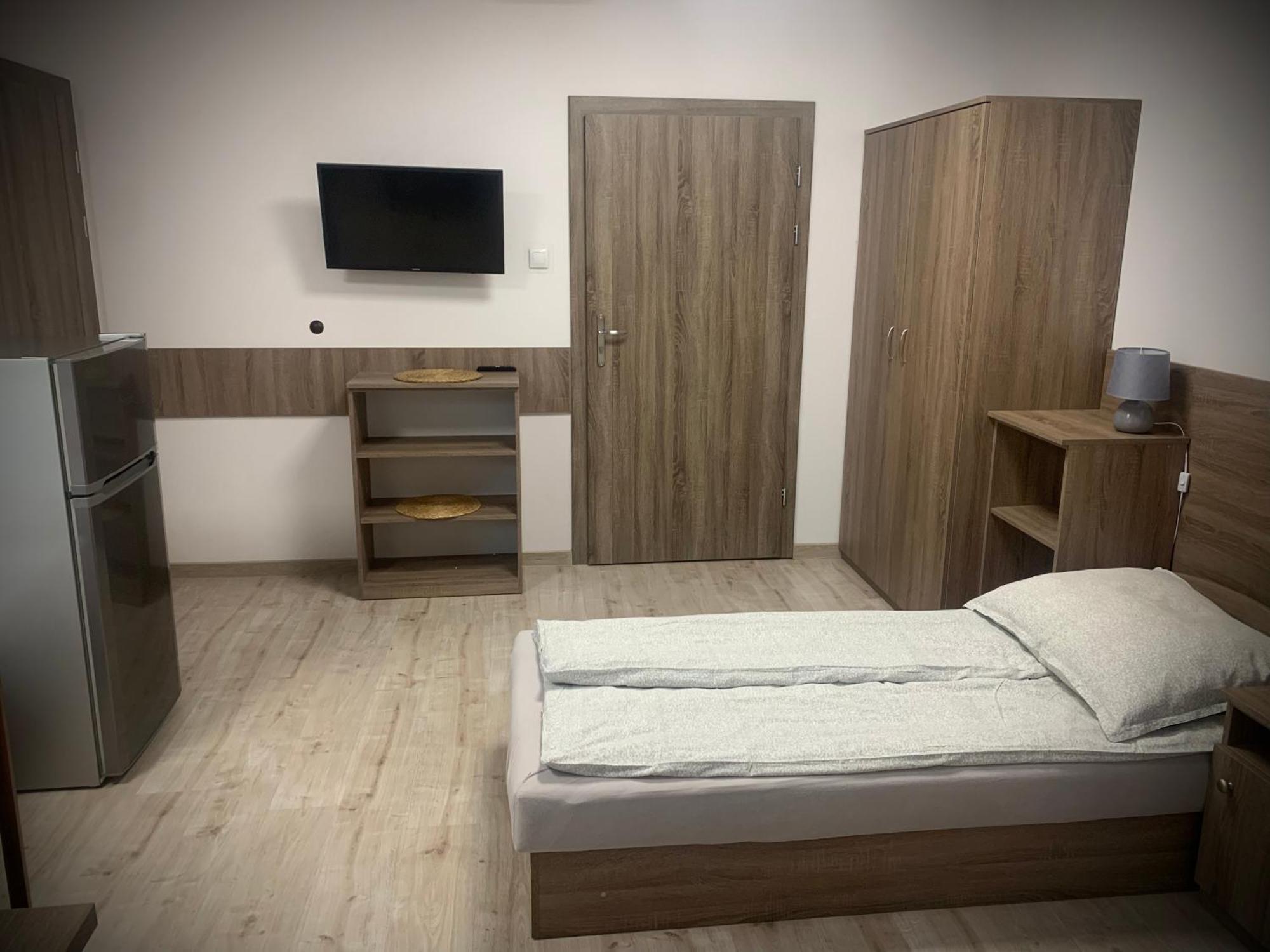 Hostel Sportowa Płońsk Habitación foto